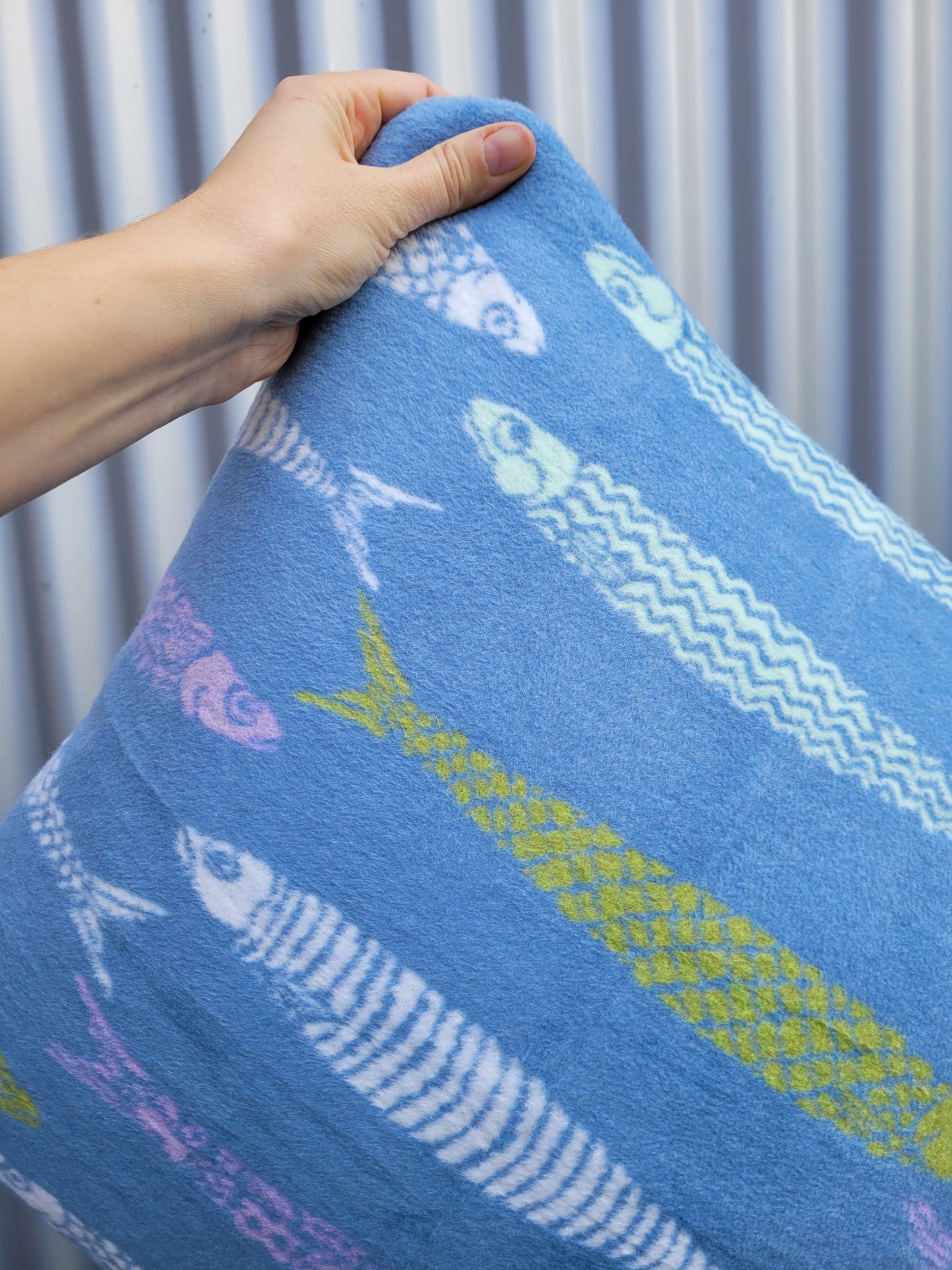 Upcycling-Kissenhülle SARDINEN FISCH 45x45 cm