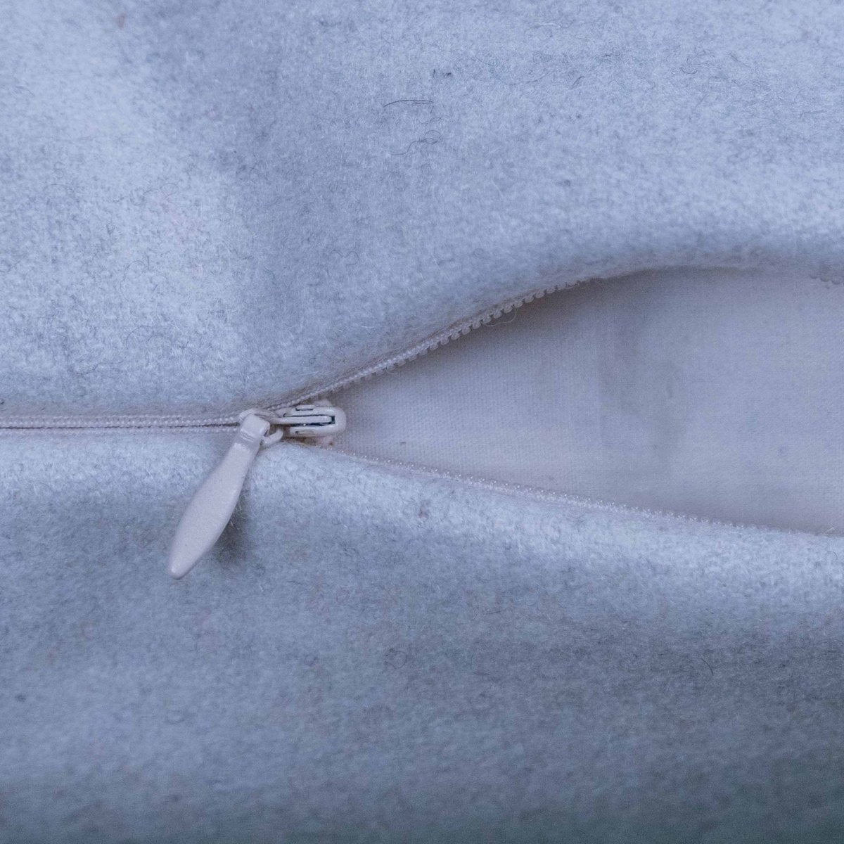 pad concept Kissenhülle KLUGSCHEIßER 30x50 beige